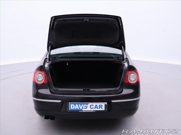 Volkswagen Passat 2,0 TDI 103kW DSG CZ Serv 2006