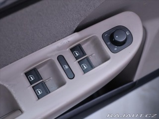 Volkswagen Passat 2,0 TDI 103kW DSG CZ Serv 2006