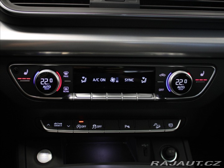 Audi Q5 2,0 40TDi Q. Pano. DCC. M 2022