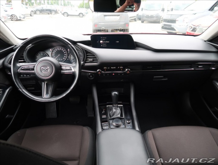 Mazda 3 2,0 i AUT ČR 1MAJITEL 2020
