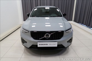 Volvo XC40 2,0 Plus, B3 Mild hybrid, 2024