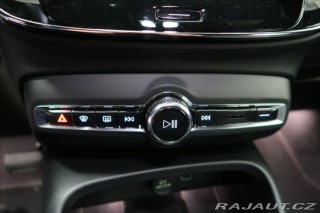 Volvo XC40 2,0 Plus, B3 Mild hybrid, 2024