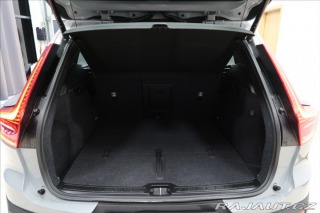 Volvo XC40 2,0 Plus, B3 Mild hybrid, 2024