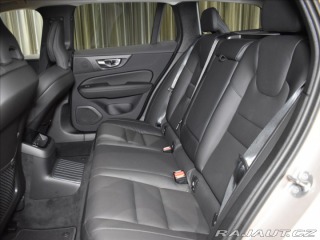 Volvo V60 2,0 T8  Plus Dark 2025