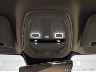 Volvo V60 2,0 T8  Plus Dark 2025