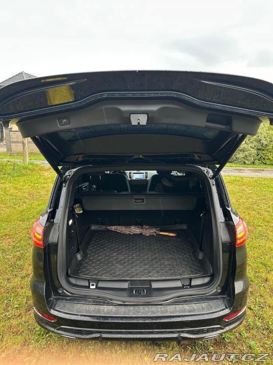 Ford S-MAX 2,0 ST-line Absolute Bl 1800