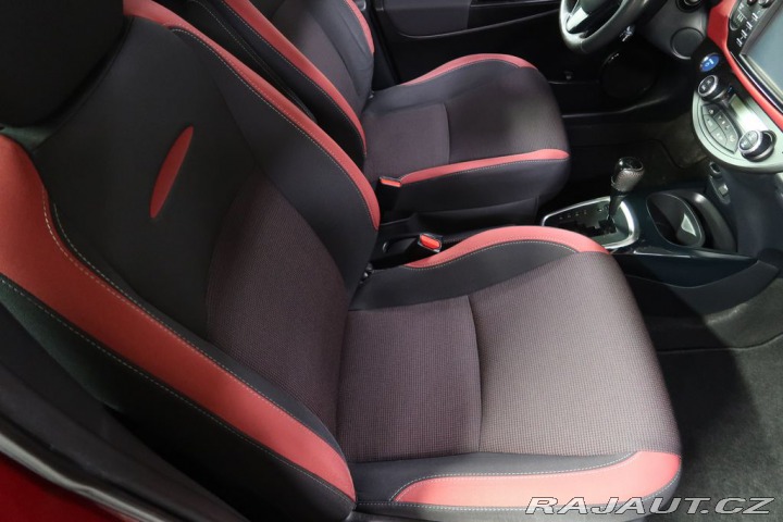 Toyota Yaris 1.5Hybrid,CZ,1Maj,Selecti 1800