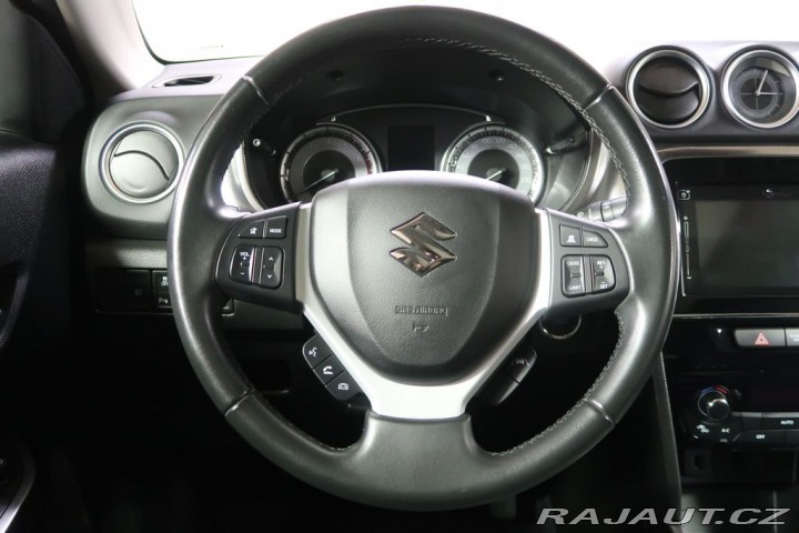 Suzuki Vitara 1.4BoosterJet,,CZ,1Maj,Ma 2020