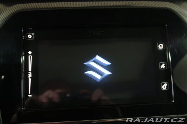 Suzuki Vitara 1.4BoosterJet,,CZ,1Maj,Ma 2020