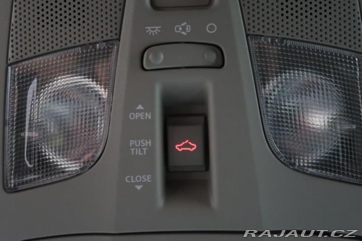 Suzuki Vitara 1.4BoosterJet,,CZ,1Maj,Ma 2020