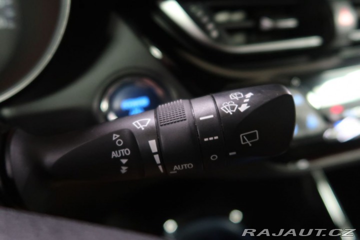 Toyota C-HR 1.8Hybrid,CZ,1Maj,Selecti 1800