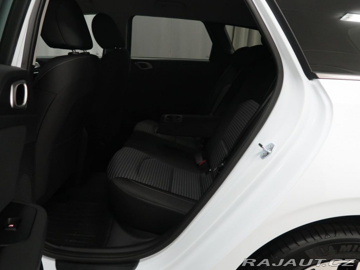 Kia Ceed TOP - K odběru IHNED 2025