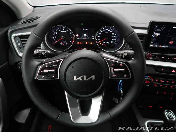Kia Ceed SW TOP - K odberu IHNED 2025