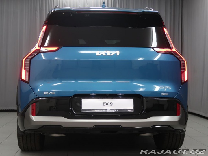 Kia EV9 GT-line - Vůz ve výrobě 2026