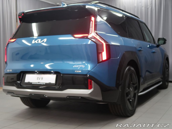 Kia EV9 GT-line - Vůz ve výrobě 2026