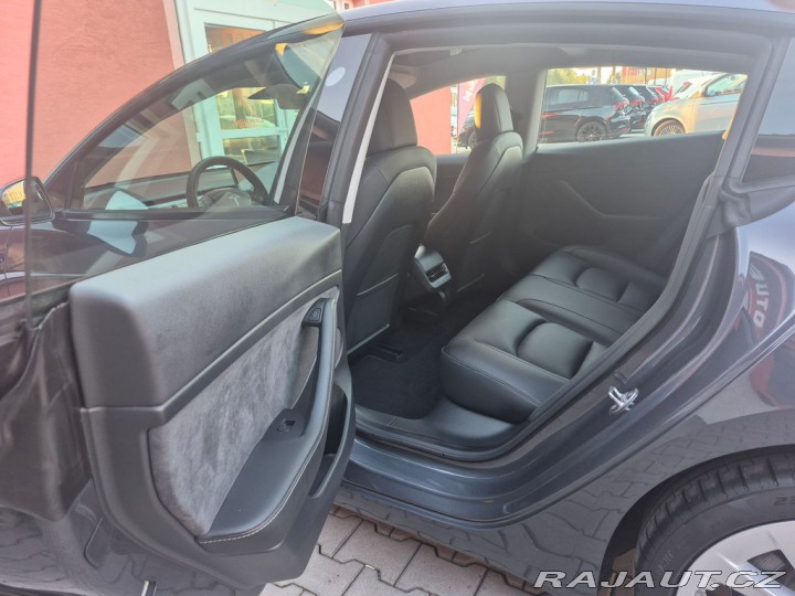 Tesla Model 3 Dual Motor L.Range 366kW 2021