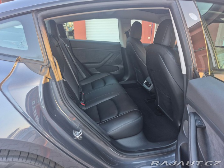 Tesla Model 3 Dual Motor L.Range 366kW 2021