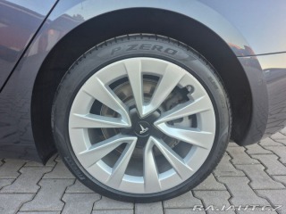Tesla Model 3  2021