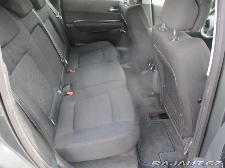 Peugeot 3008 1,6 HDI 110k Premium, po 2009