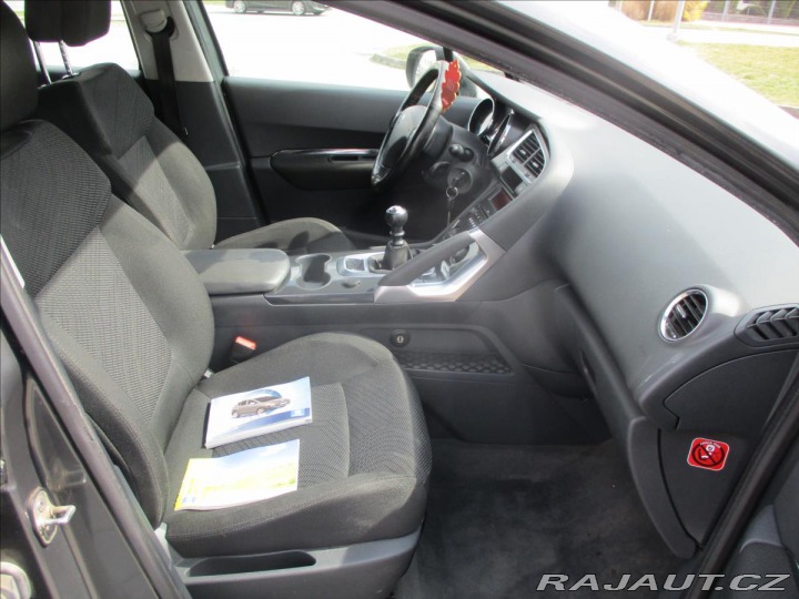 Peugeot 3008 1,6 HDI 110k Premium, po 2009