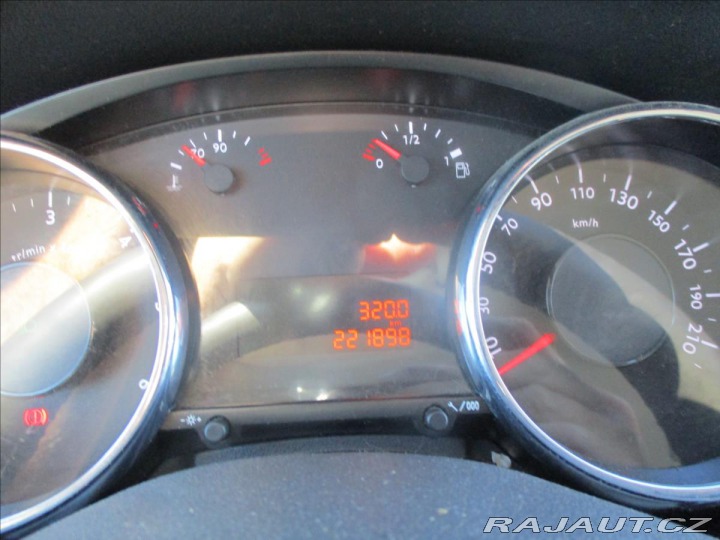 Peugeot 3008 1,6 HDI 110k Premium, po 2009