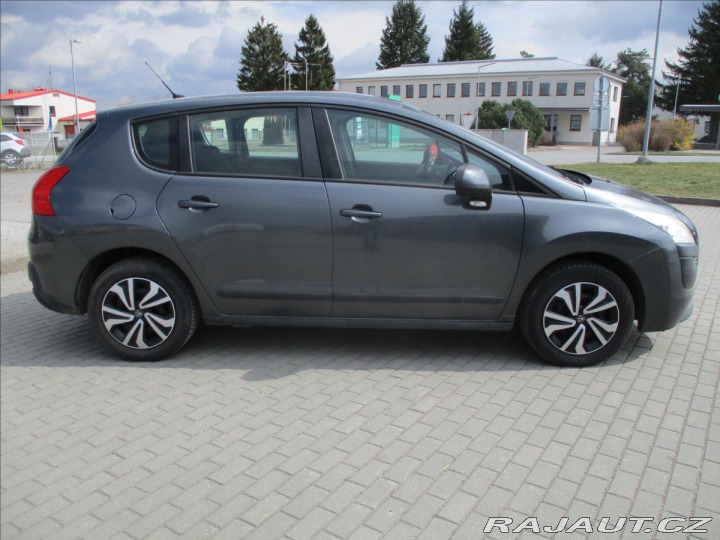 Peugeot 3008 1,6 HDI 110k Premium, po 2009