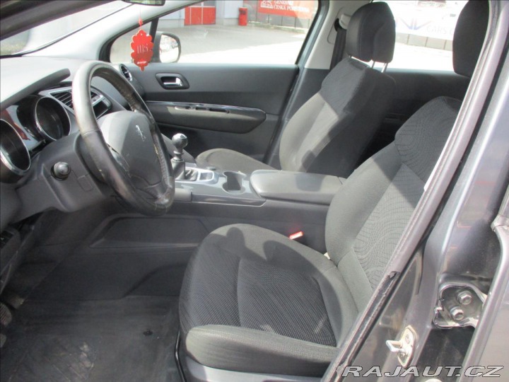 Peugeot 3008 1,6 HDI 110k Premium, po 2009