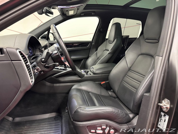 Porsche Cayenne BOSE, Pano,1 majitel, TOP 2019