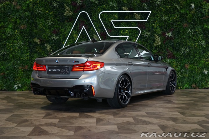 BMW M5 COMPETITION*xDRIVE*MASÁŽ* 2019