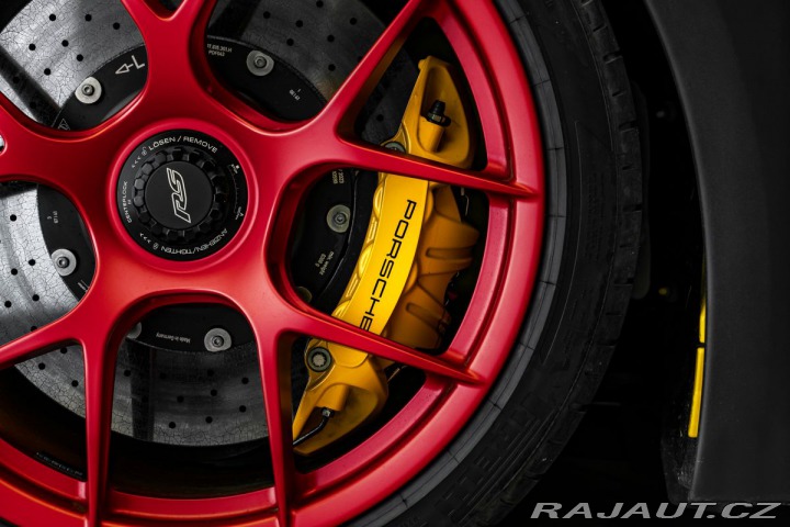 Porsche 911 GT3 RS Weissach PCCB 2023