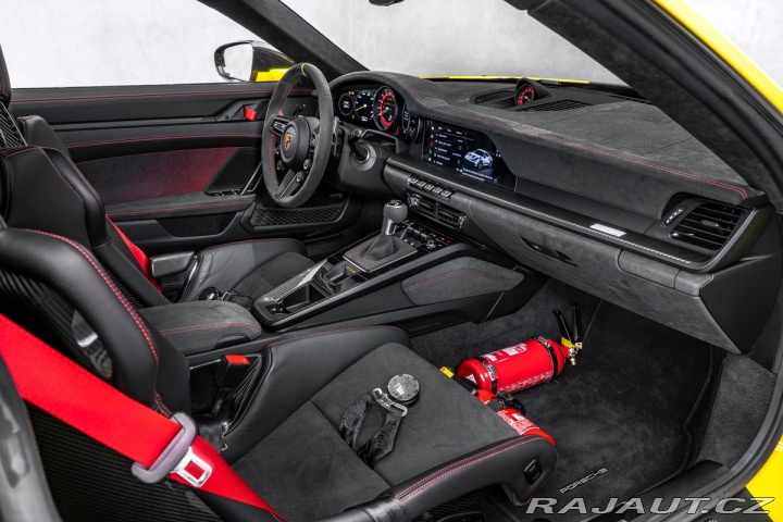 Porsche 911 GT3 RS Weissach PCCB 2023