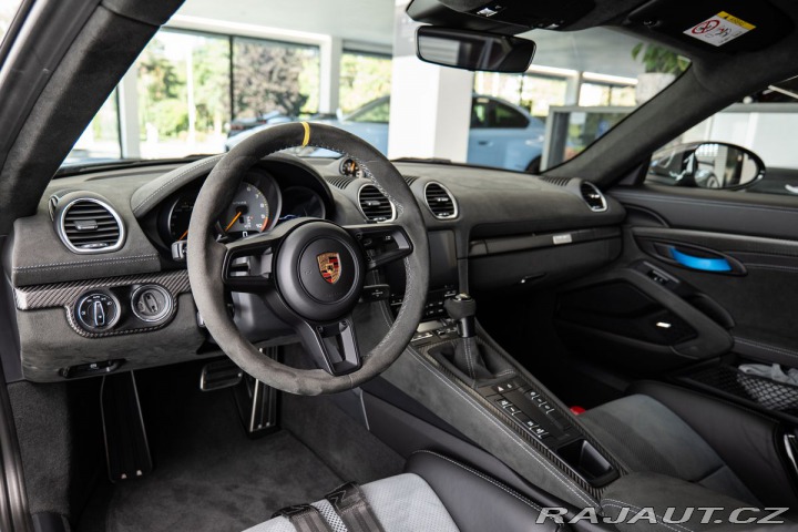 Porsche Cayman GT4 RS Weissach 1800