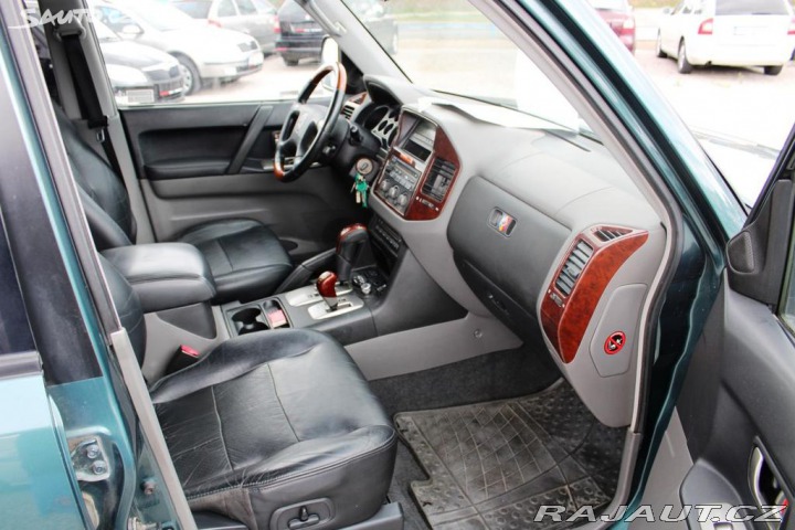 Mitsubishi Pajero Wagon 2005