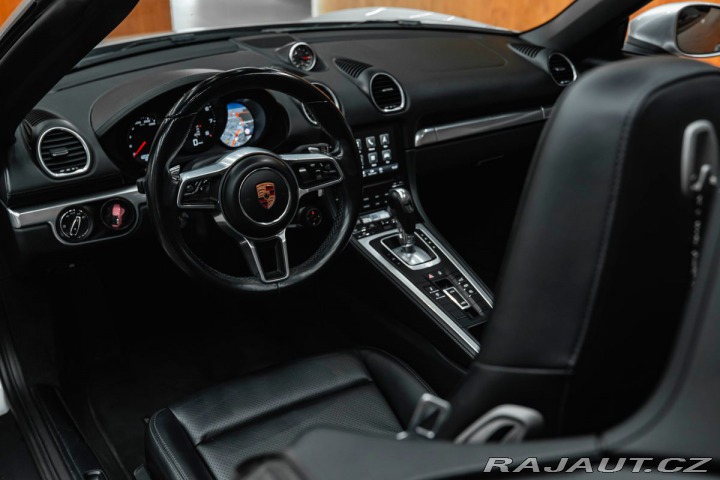 Porsche Boxster 718, CHRONO, PASM, VÝFUKY 2016