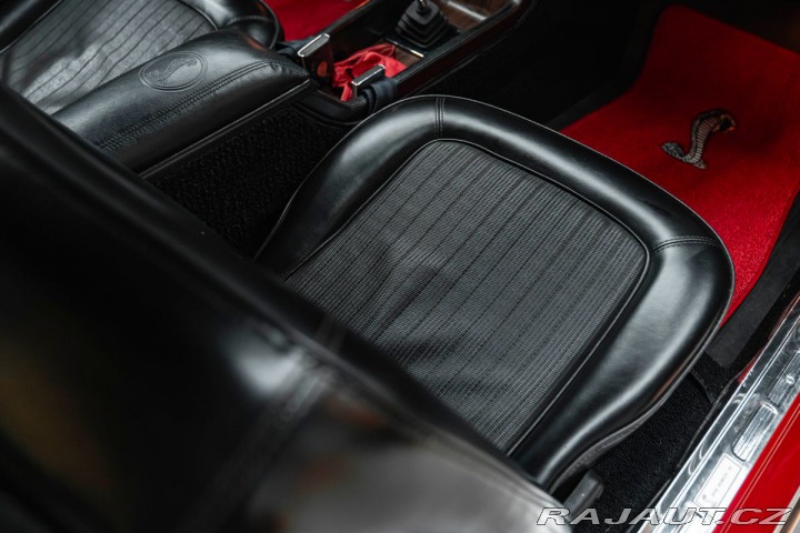 Ford Ostatní modely COBRA GT 500KR FASTBACK 1800