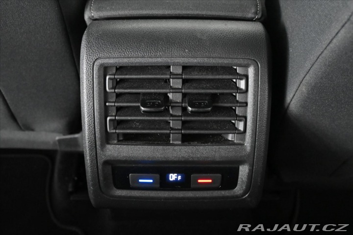 Volkswagen Golf 2,0 TDI 110 kW DSG Style 2021