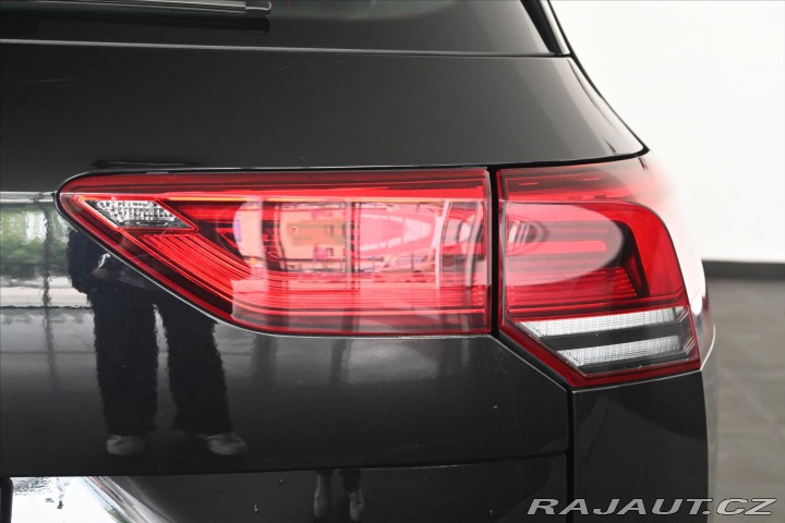 Volkswagen Golf 2,0 TDI 110 kW DSG Style 2021