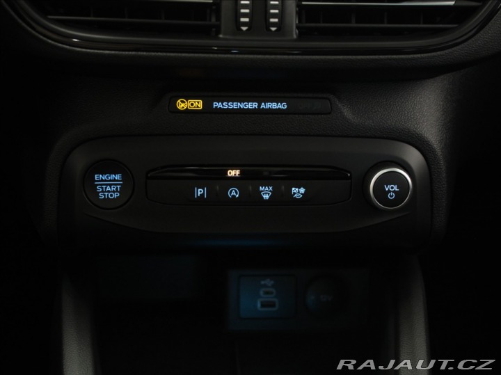Ford Focus 1,0 EB 114kW AT ST-Line P 2024