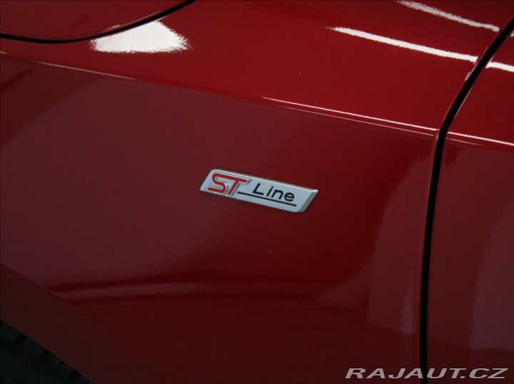 Ford Focus 1,0 EB 114kW AT ST-Line P 2024