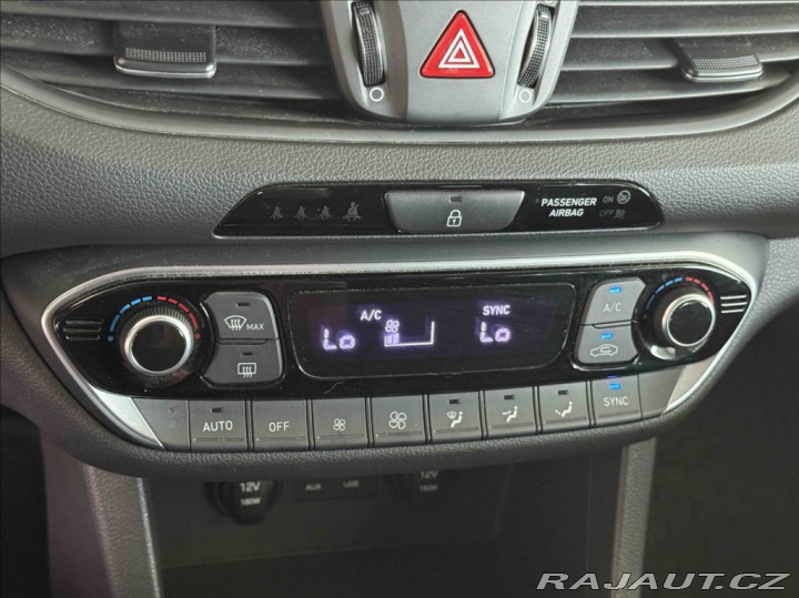 Hyundai i30 1,4 T-GDI STYLE TAŽNÉ ZAŘ 2020