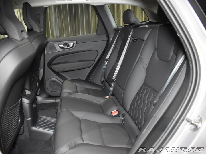 Volvo XC60 2,0 T6 Plus Bright 2025