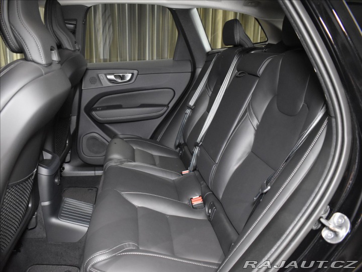 Volvo XC60 2,0 T6 Ultimate Dark 2024