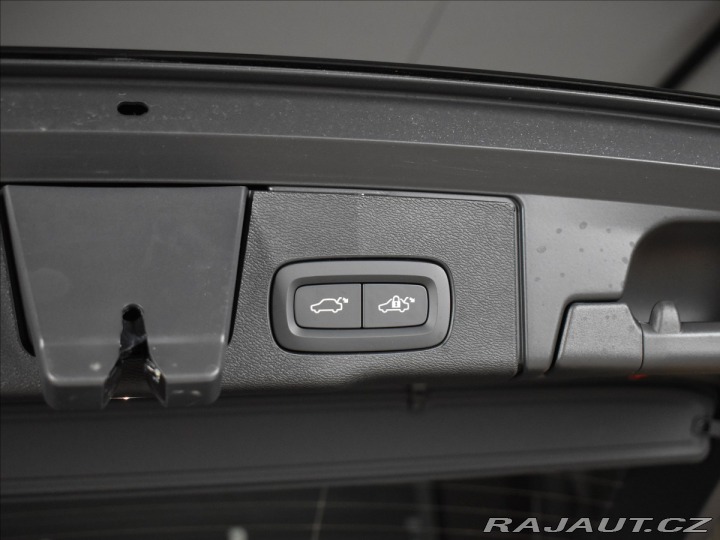 Volvo XC60 2,0 T6 Ultimate Dark 2024