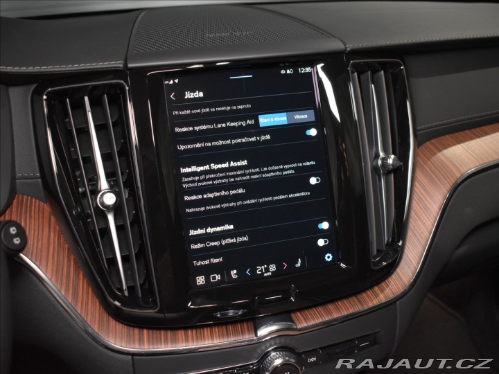 Volvo XC60 2,0 T6 Ultimate Dark 2024