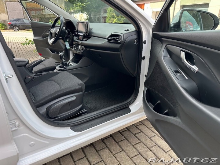 Hyundai i30 CW, Smart, DPH 1800
