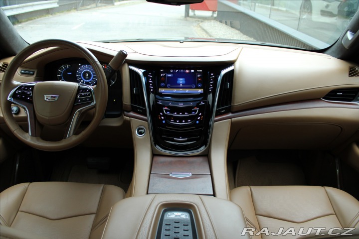 Cadillac Escalade ESV Platinum CZ/EU Verze 2017