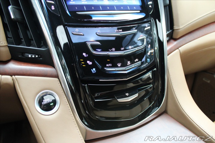 Cadillac Escalade ESV Platinum CZ/EU Verze 2017