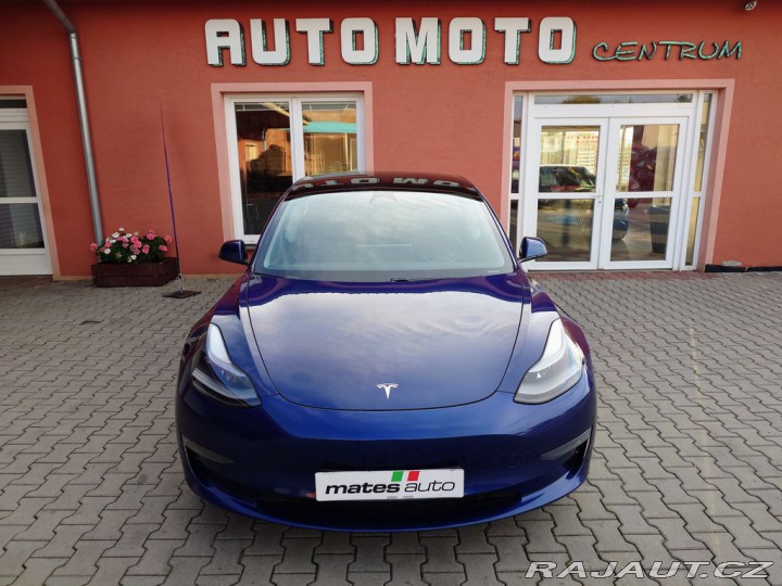 Tesla Model 3 2021