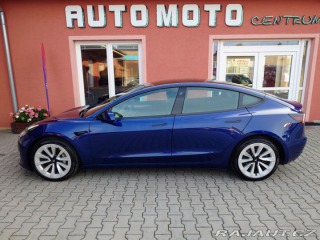 Tesla Model 3  2021