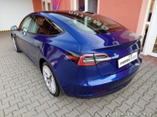 Tesla Model 3  2021